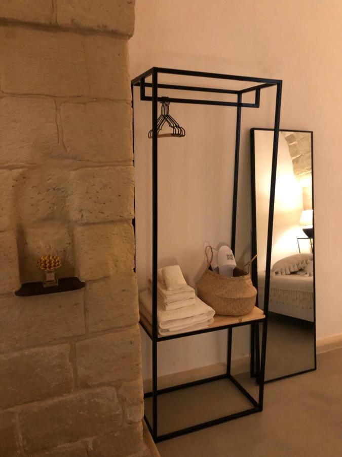 Ai Propilei Del Duomo Luxury Suite Лече Екстериор снимка
