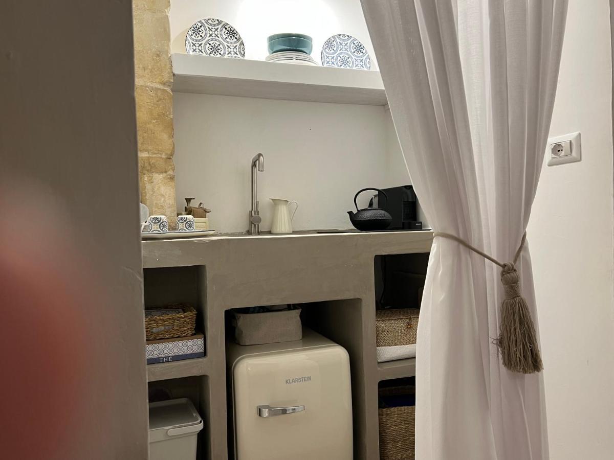 Ai Propilei Del Duomo Luxury Suite Лече Екстериор снимка